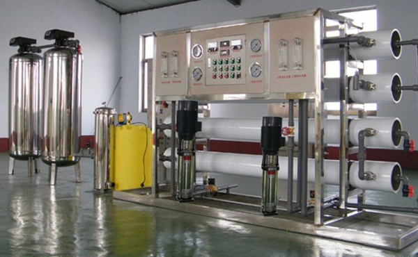 工業用純水設備 工業用純水設備